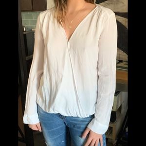 Splendid White Pima Cotton Draped One Snap Top M